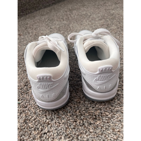 Air Jordan 4 RM 'White Silver Glitter' sneakers with the style code HQ34 size 7 - Picture 2 of 8